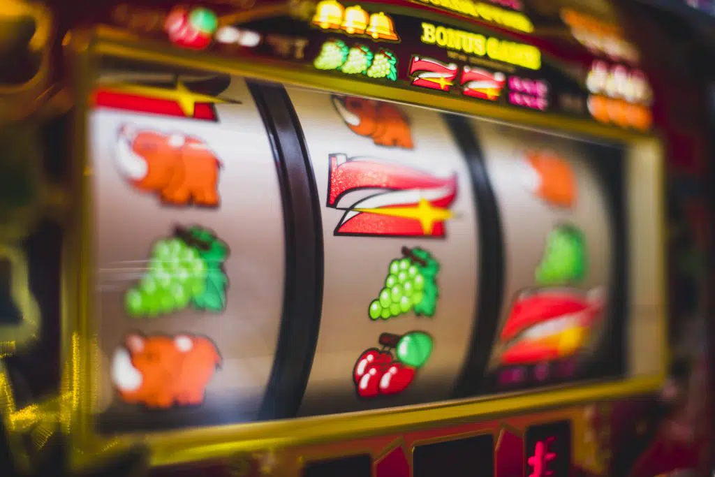 crypto gambling slot machine